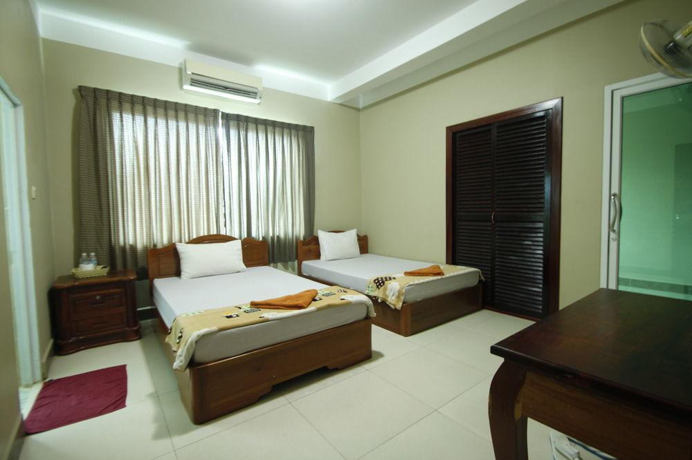 Sunday Guesthouse Sihanoukville Exterior photo